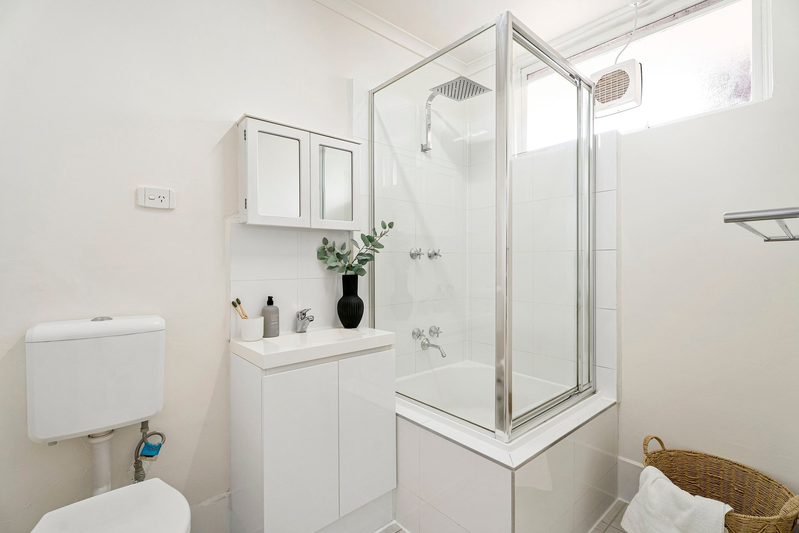3/7 Waltham Street, Flemington, VIC 3031, Flemington - Thumbnail 2