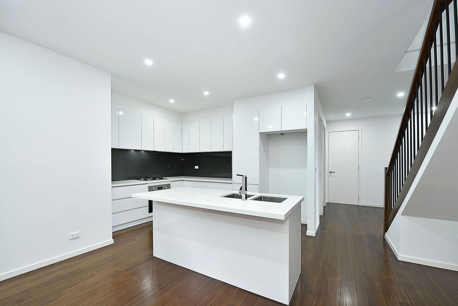 3/70 Halsey Road, Airport West, VIC 3042, Airport West - Thumbnail 2