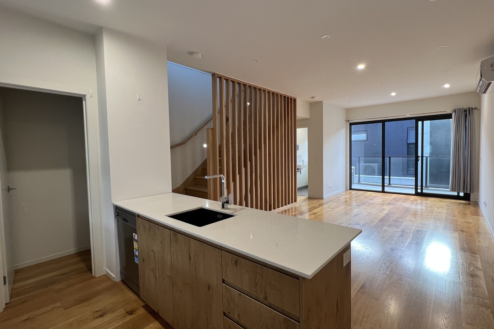 3/746 High Street, Reservoir, VIC 3073, Reservoir - Thumbnail 2