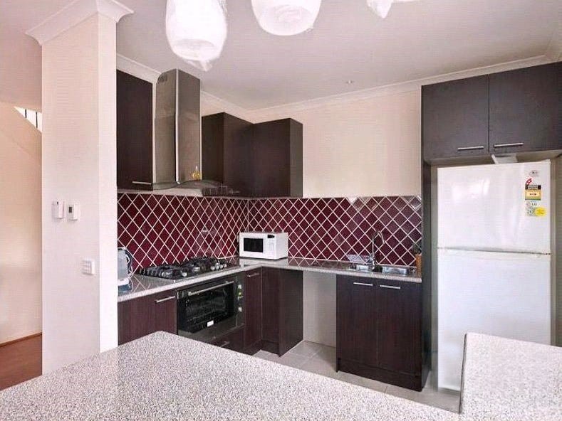 3/8 Anthony Street, Dandenong North, VIC 3175 - Thumbnail 1 - 04/05/2026