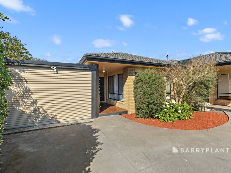 3/8 Charles Street, Pakenham, VIC 3810 - Image - 02/09/2026