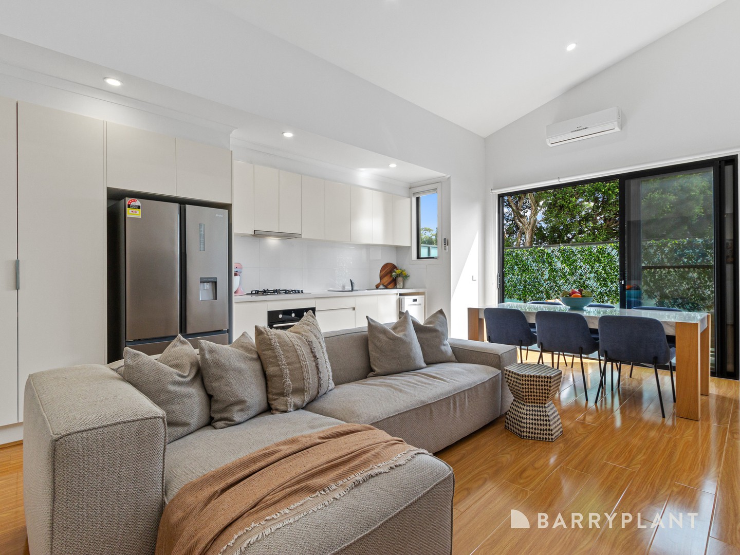 3/8 Elm Street Bayswater, Bayswater, VIC 3153 - Thumbnail 1 - 08/03/2024