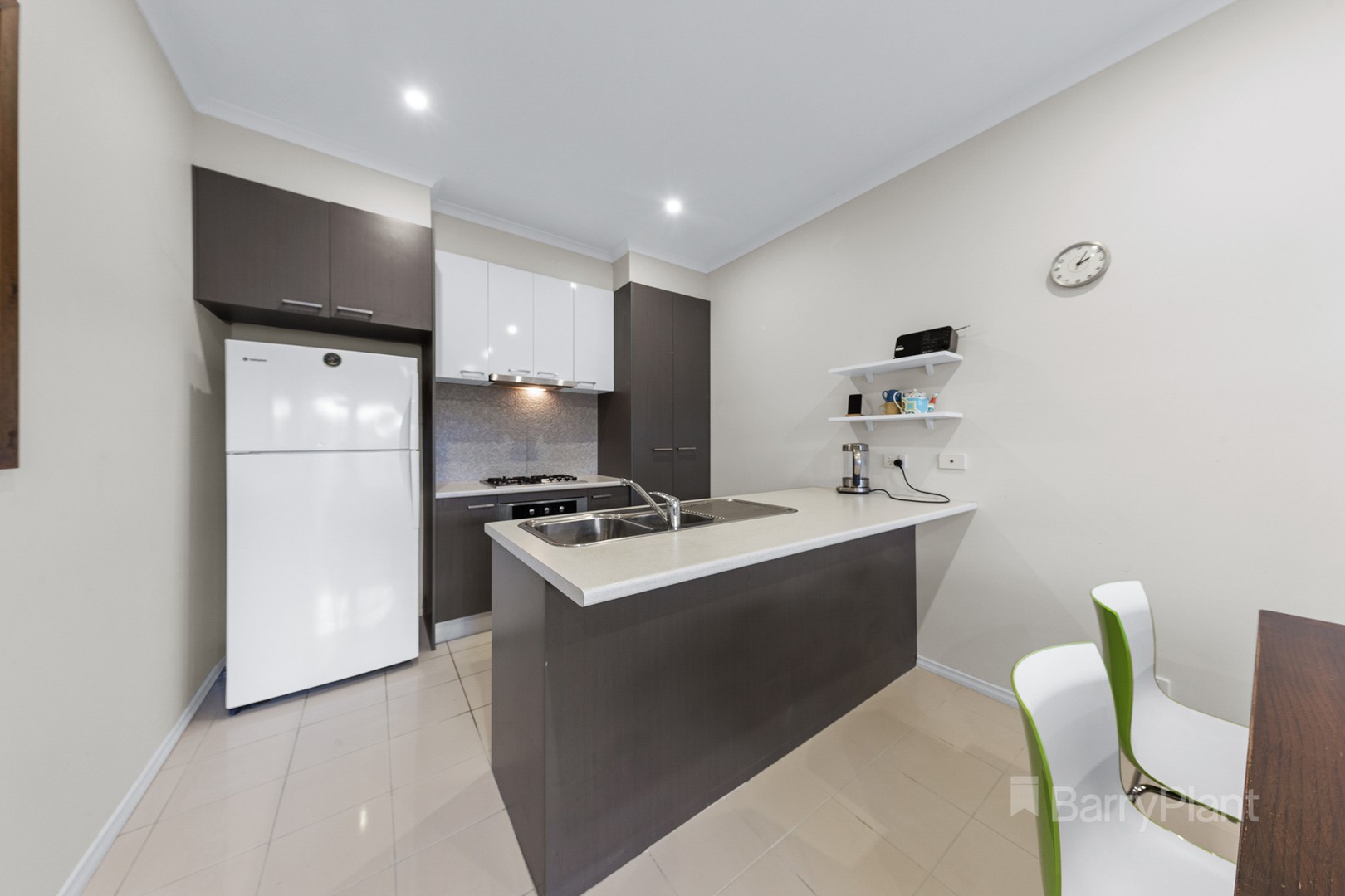 3/8 Ivanhoe Avenue, St Albans, VIC 3021, St Albans - Thumbnail 4
