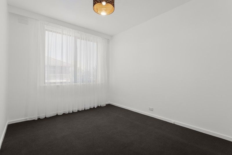 3/8 Ormond Rd, Ormond, VIC 3204 - Thumbnail 2 - 26/08/2026