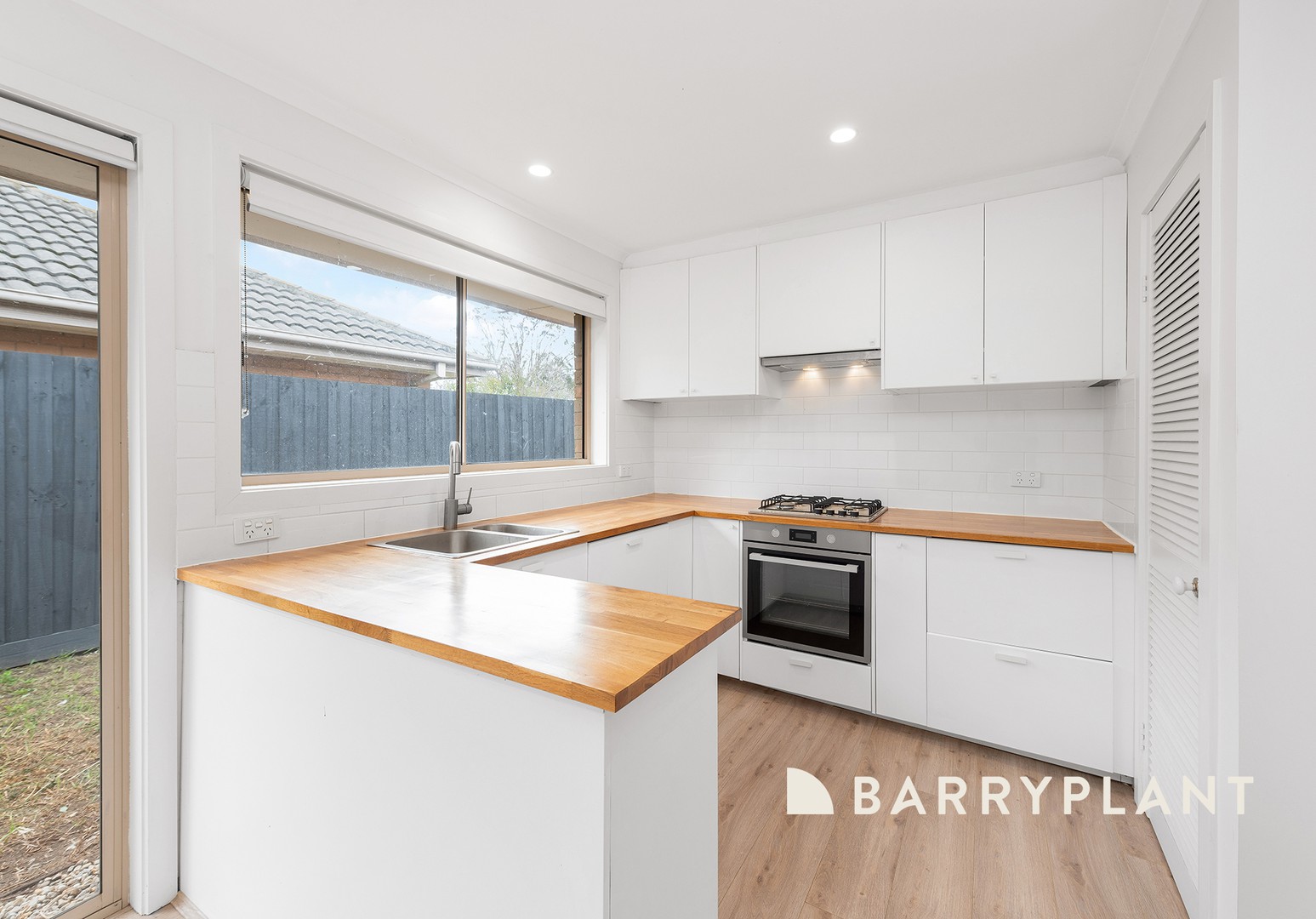 3/8 Somerset Drive, Sunshine North, VIC 3020, Sunshine North - Thumbnail 4