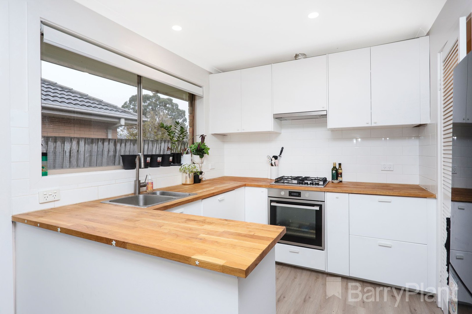 3/8 Somerset Drive, Sunshine North, VIC 3020, Sunshine North - Thumbnail 4
