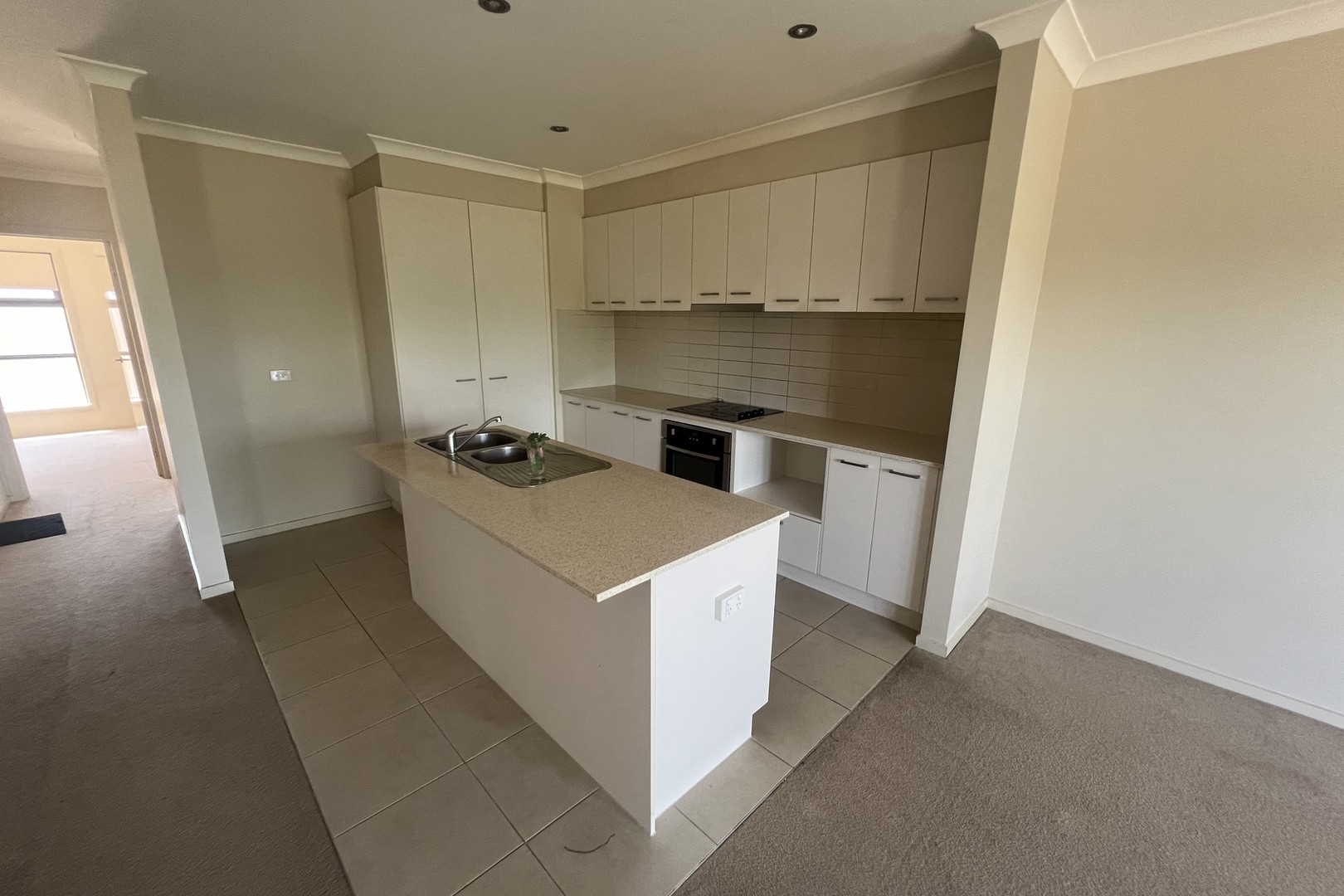 3/8 The Crossing, Caroline Springs, VIC 3023, Caroline Springs - Thumbnail 3