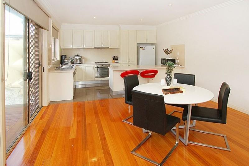 3/8 View Street, Reservoir, VIC 3073, Reservoir - Thumbnail 2