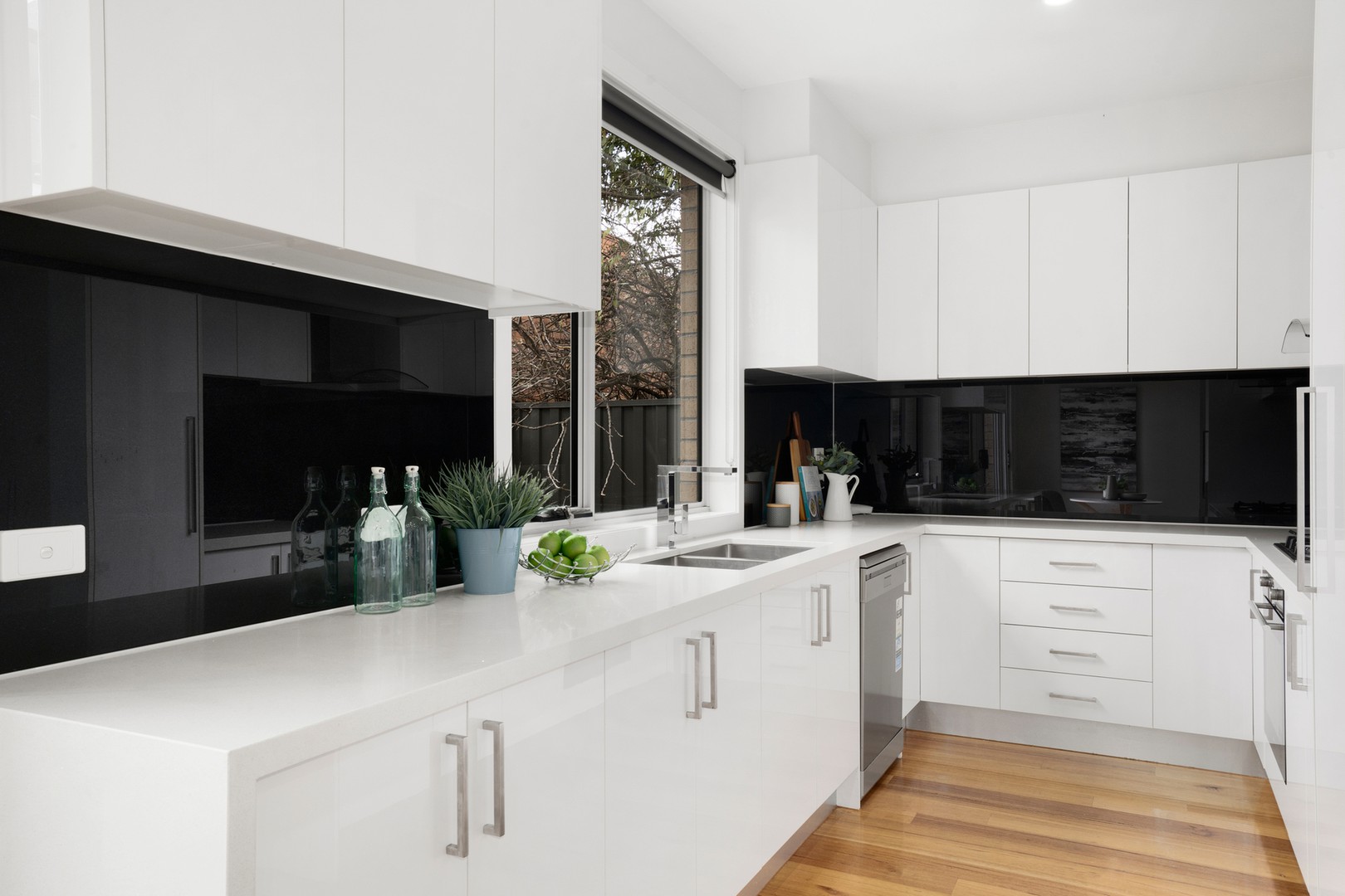 3/80-82 Ross Street, Coburg, VIC 3058, Coburg - Thumbnail 4