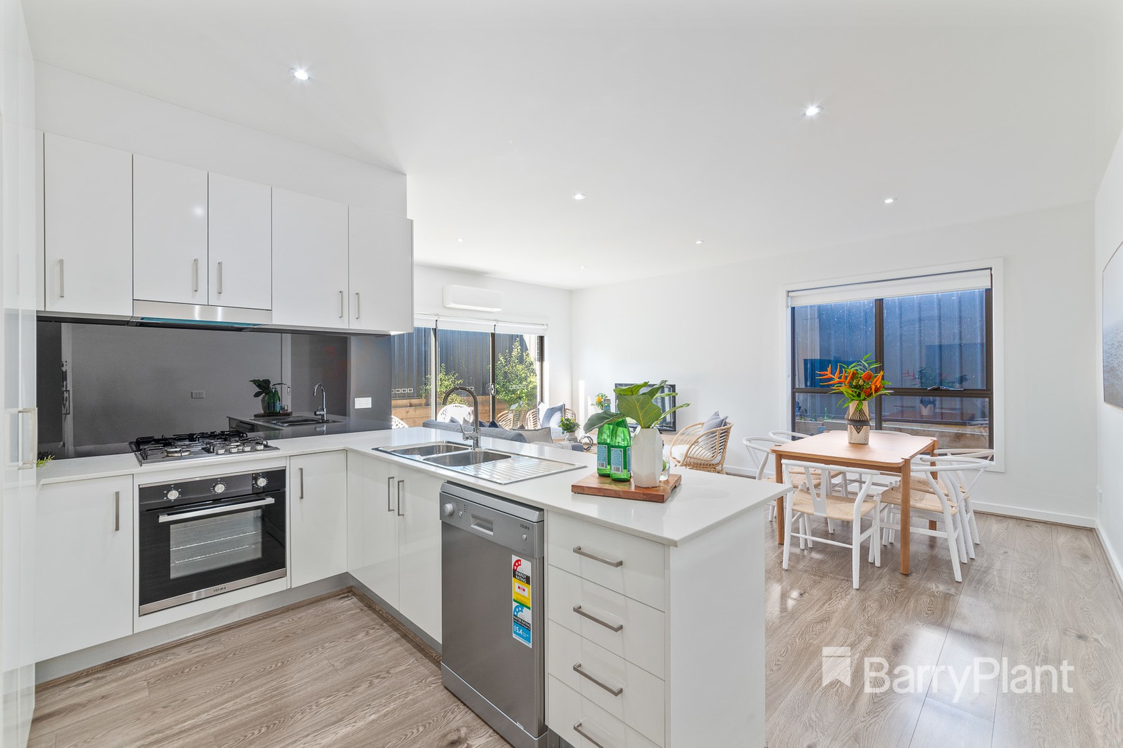 3/88 Hilda StreetGlenroy, VIC 3046, Glenroy - Thumbnail 2