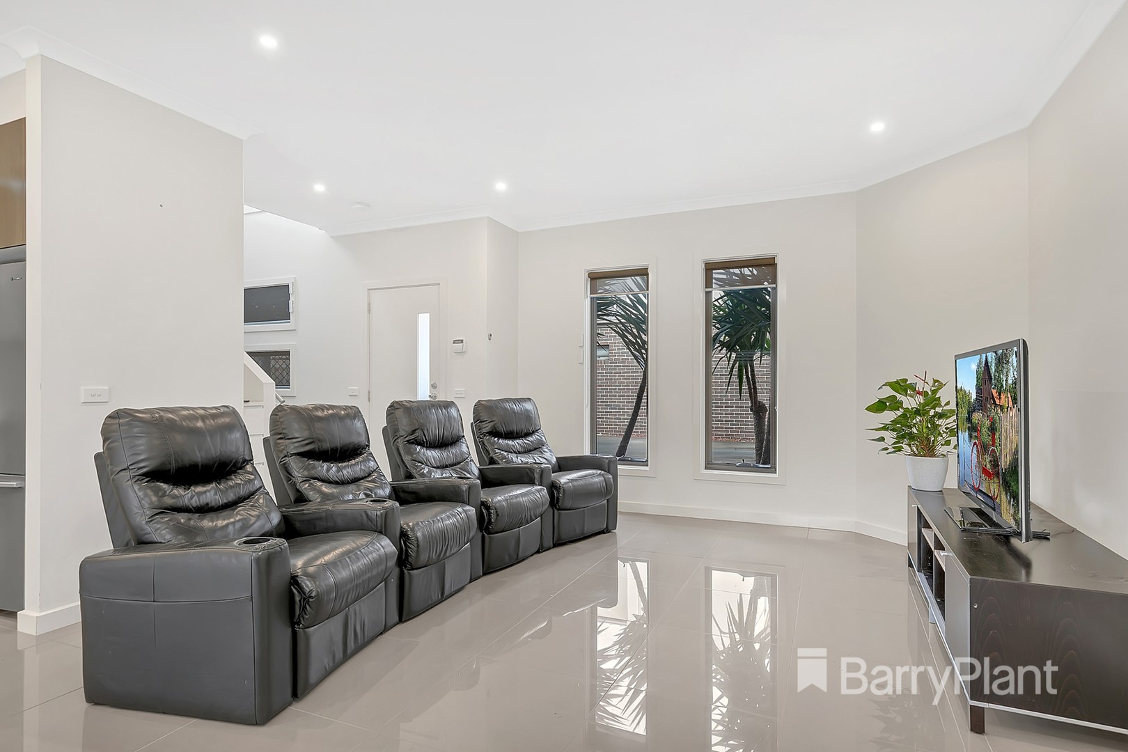 3/9 Kumara Circuit, South Morang, VIC 3752, South Morang - Thumbnail 3