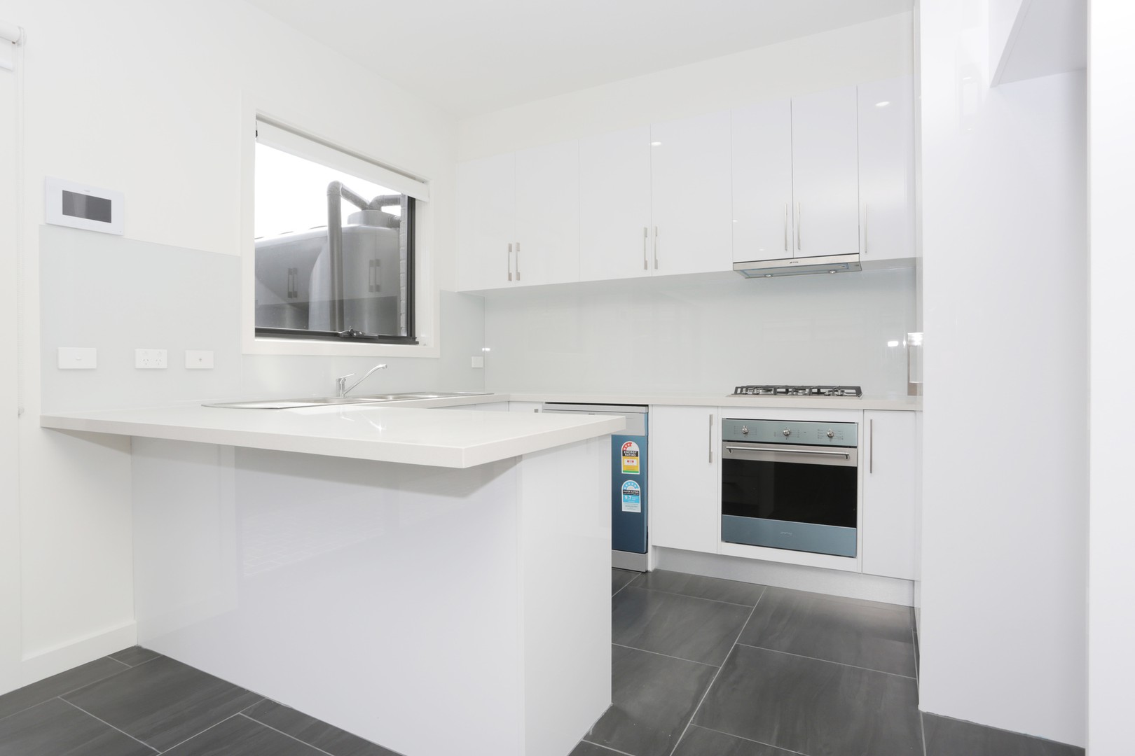 3/9 Orange Avenue, Reservoir, VIC 3073, Reservoir - Thumbnail 3