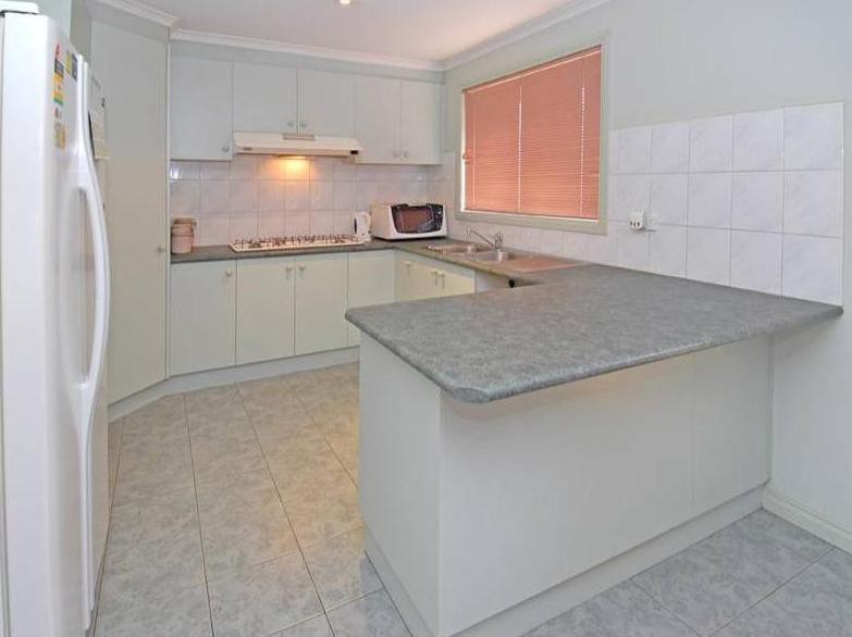 3/9 Ralph Avenue, St Albans, VIC 3021, St Albans - Thumbnail 2