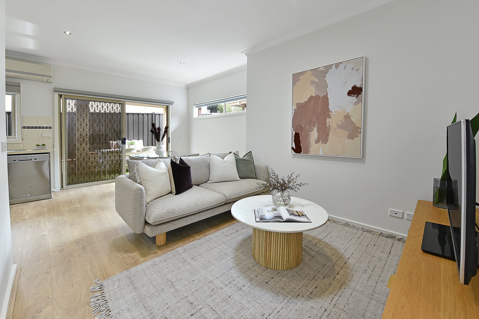 3/94 Purinuan Road, Reservoir, VIC 3073 - Thumbnail 2 - 28/09/2026
