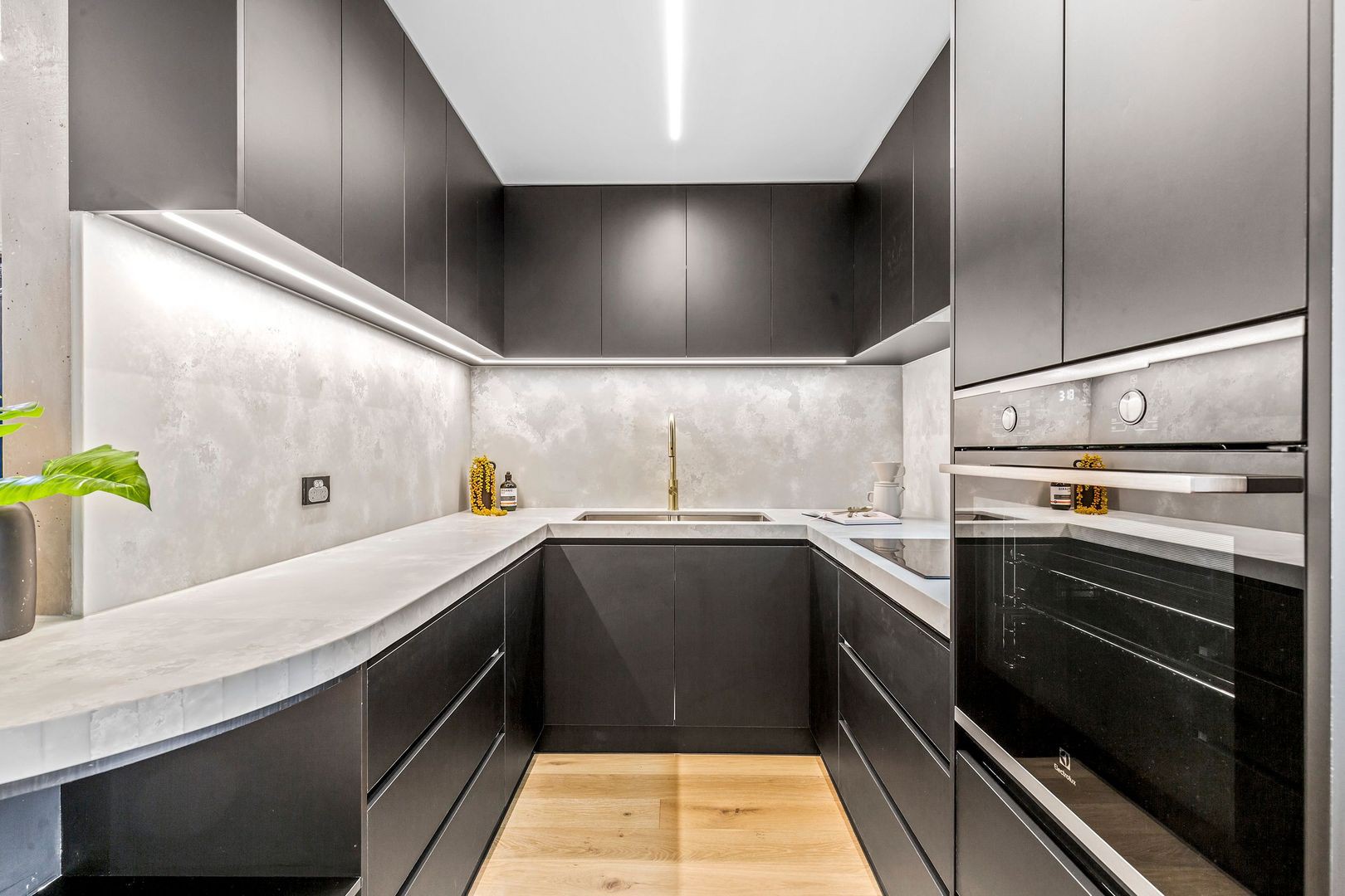 3/97-99 Raleigh Road, Maribyrnong, VIC 3032, Maribyrnong - Thumbnail 2
