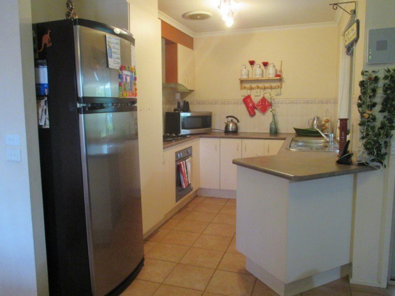 3 Antonietta Place, Narre Warren, VIC 3805, Narre Warren - Thumbnail 4
