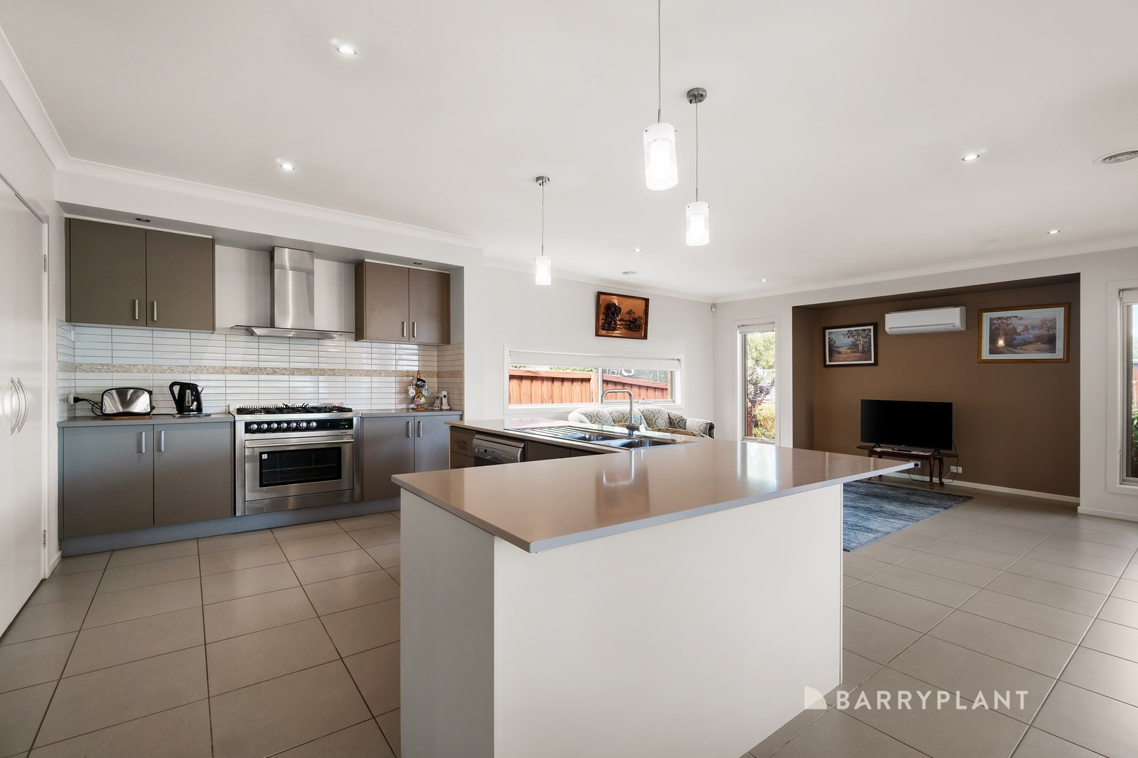 3 Arum Walk, Mernda, VIC 3754, Mernda - Thumbnail 2