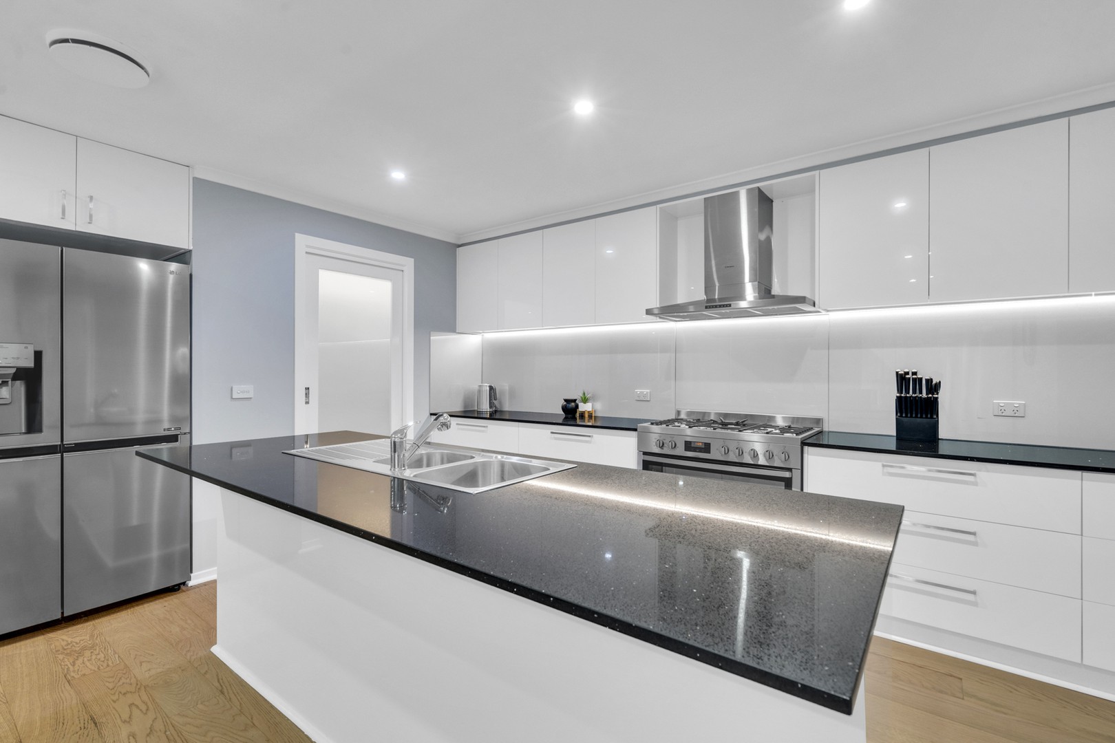 3 Auburn Close, Craigieburn, VIC 3064, Craigieburn - Thumbnail 4