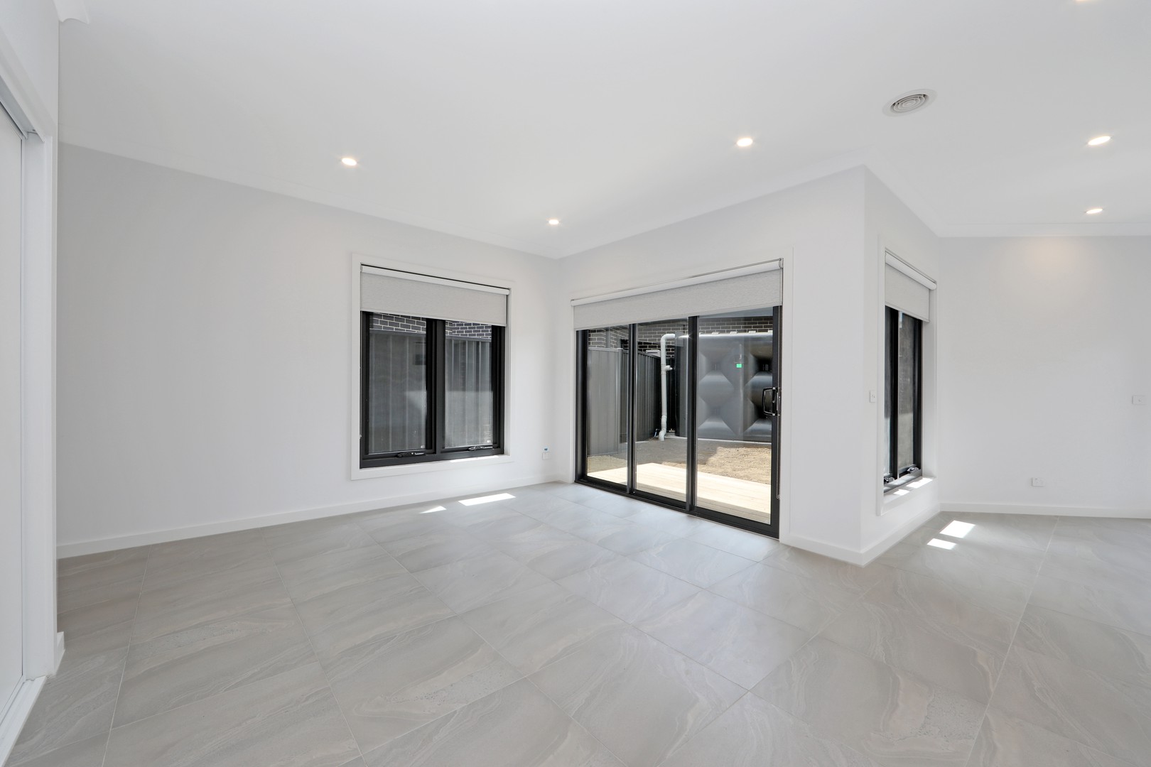 3 Balladonia Road, Rowville, VIC 3178, Rowville - Thumbnail 2