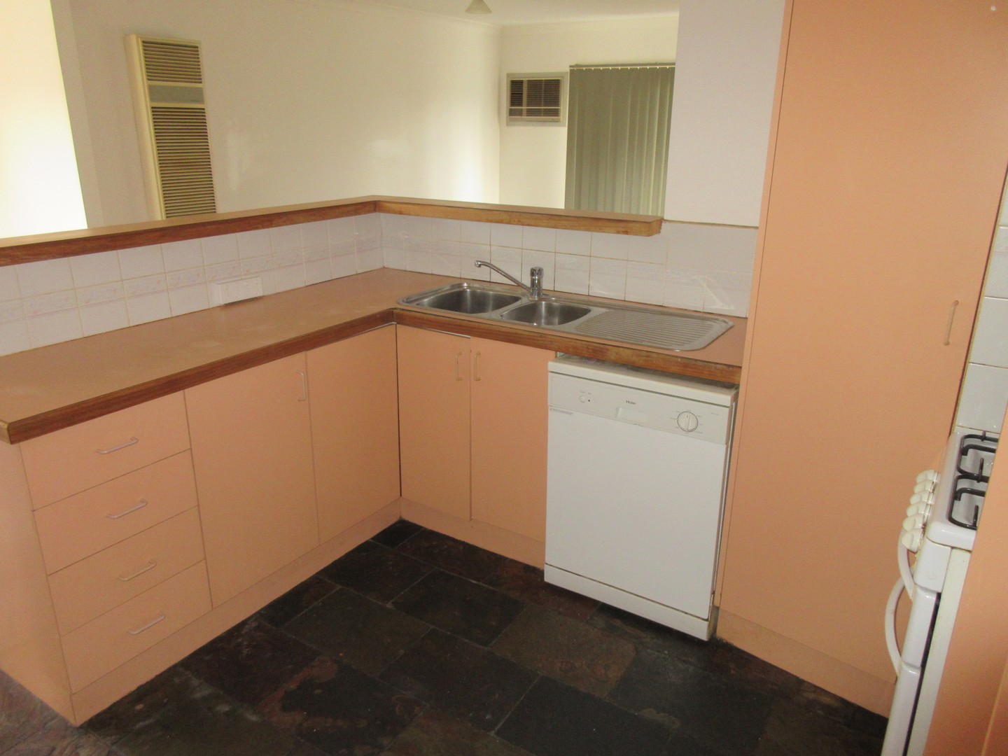3 Barnard Street, Sunshine, VIC 3020, Sunshine - Thumbnail 3