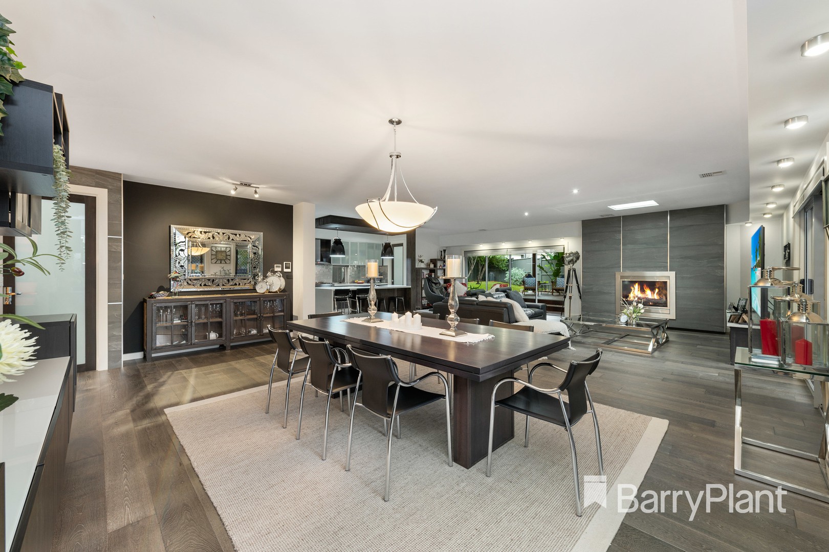 3 Bay Street, Caroline Springs, VIC 3023, Caroline Springs - Thumbnail 2