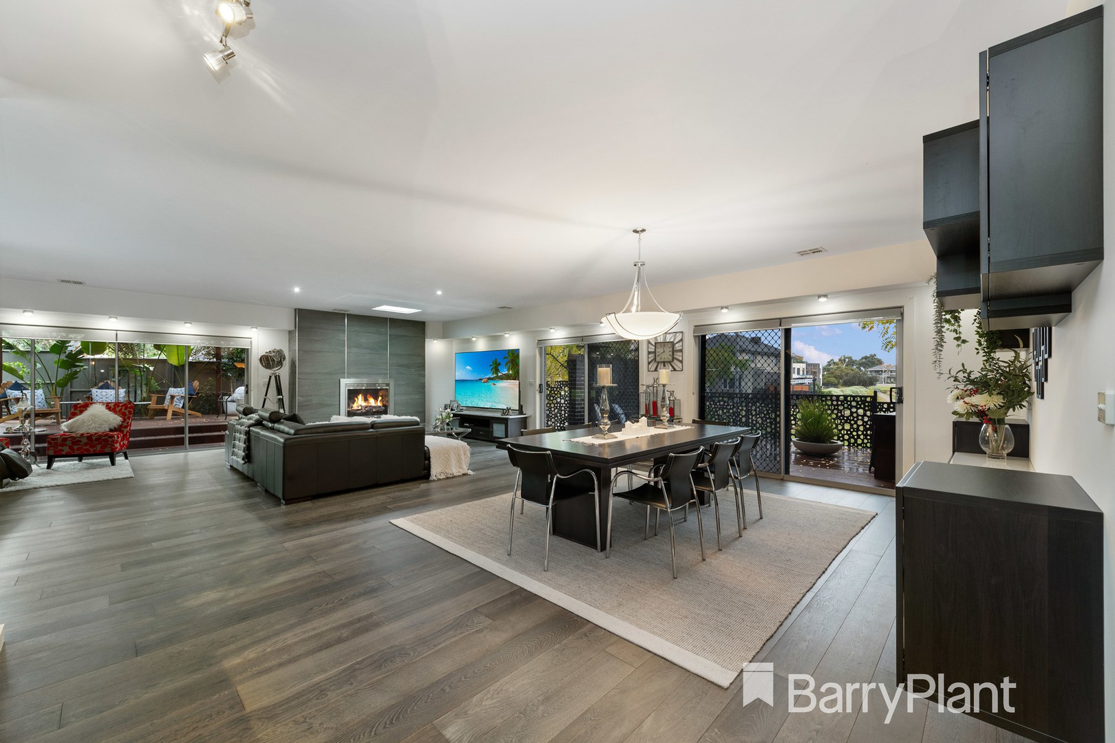 3 Bay Street, Caroline Springs, VIC 3023, Caroline Springs - Thumbnail 3