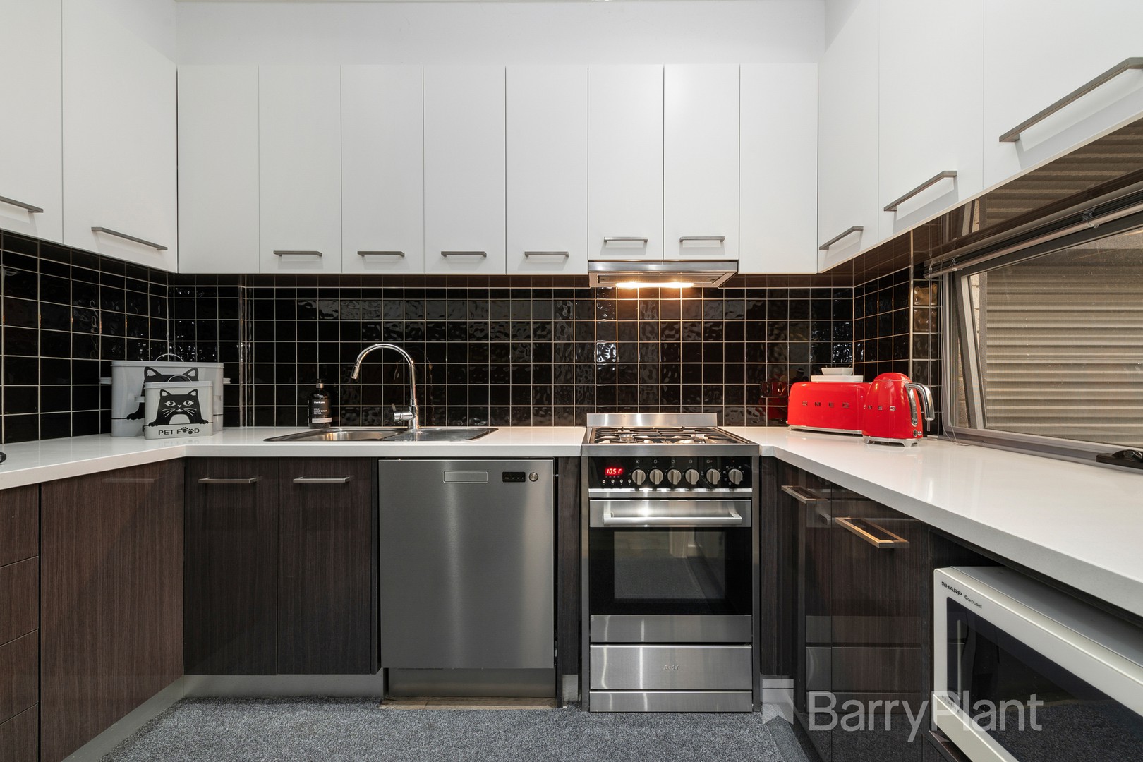 3 Bay Street, Caroline Springs, VIC 3023, Caroline Springs - Thumbnail 8