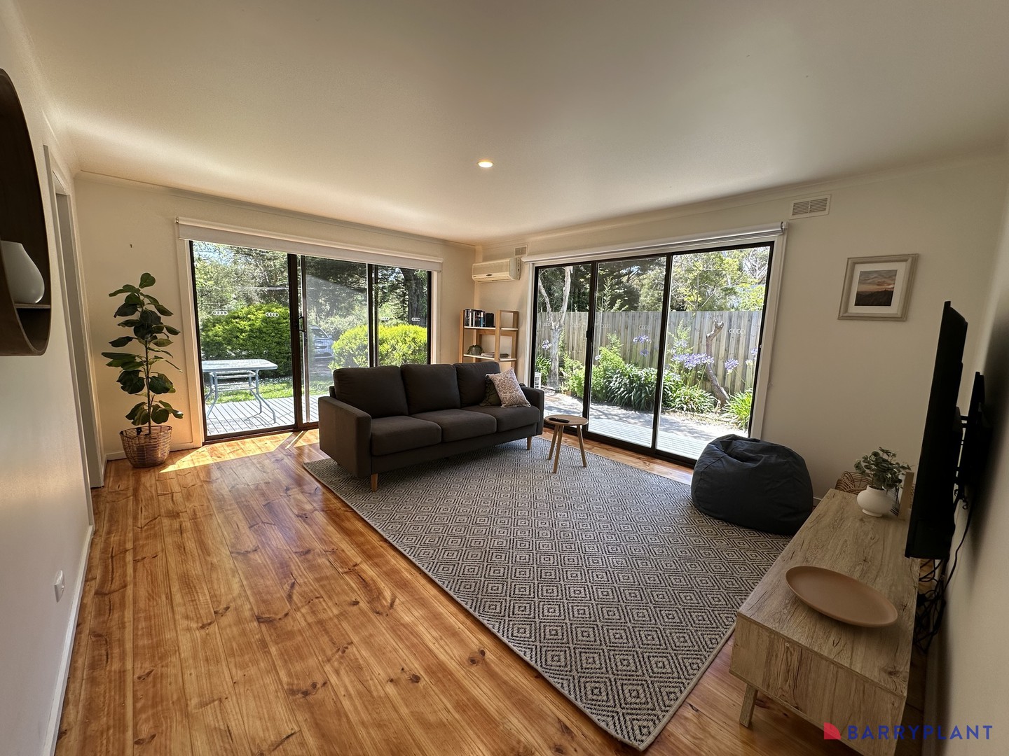 3 Beach Avenue, Inverloch, VIC 3996 - Thumbnail 2 - 30/01/2026