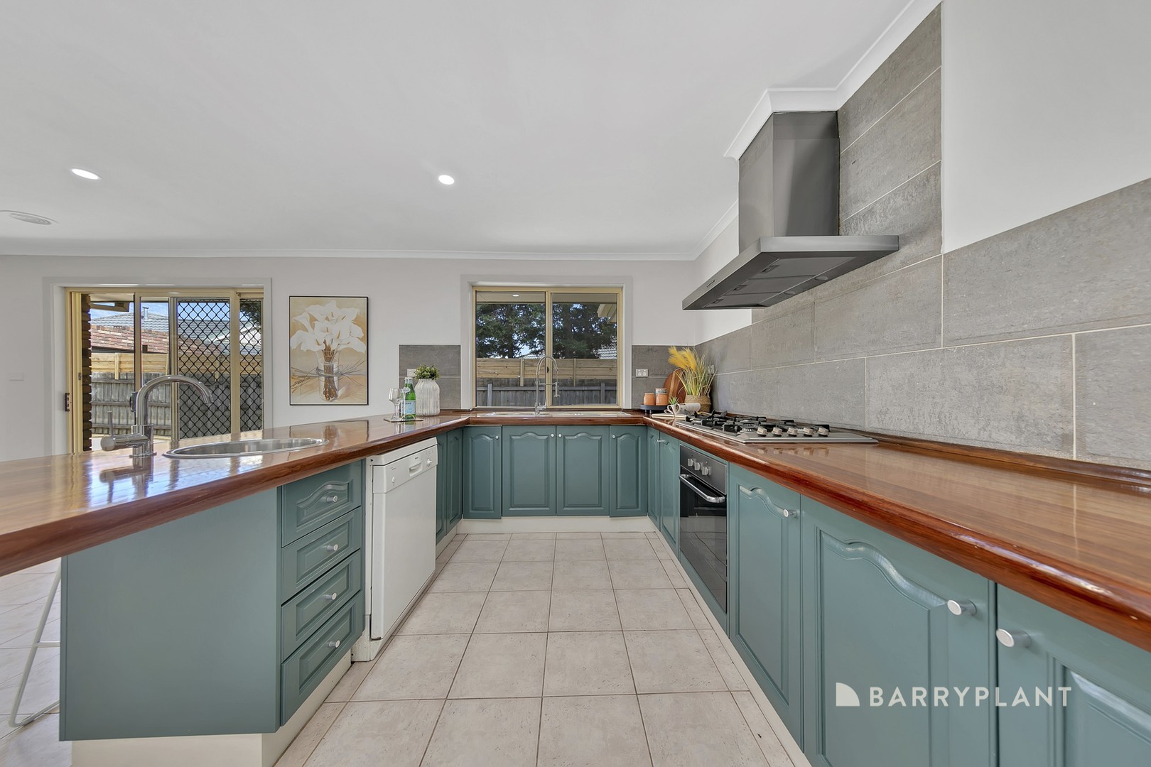 3 Bean Court, Mill Park, VIC 3082, Mill Park - Thumbnail 4