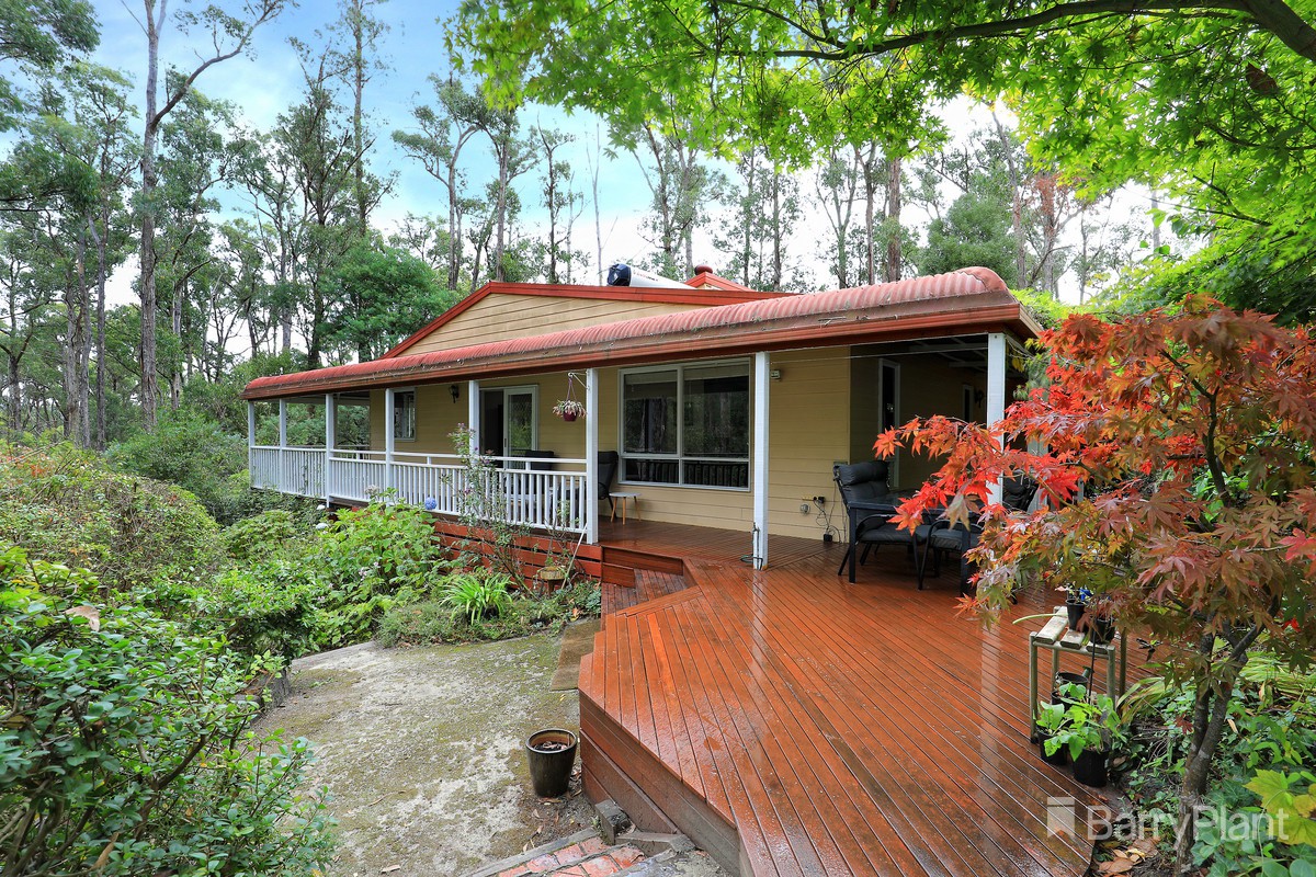 3 Bilocla Avenue, Cockatoo, VIC 3781 - Thumbnail 2 - 13/04/2022