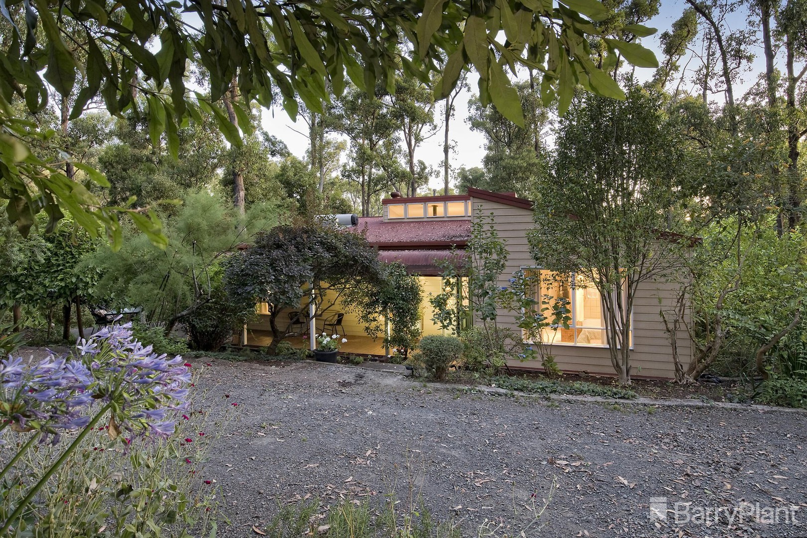 3 Bilocla Avenue, Cockatoo, VIC 3781, Cockatoo - Thumbnail 2