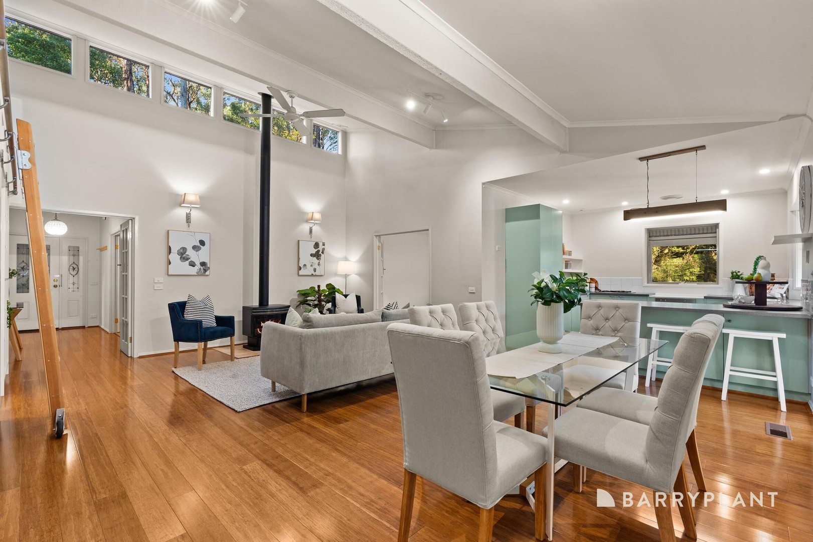 3 Bilocla Avenue, Cockatoo, VIC 3781, Cockatoo - Thumbnail 5