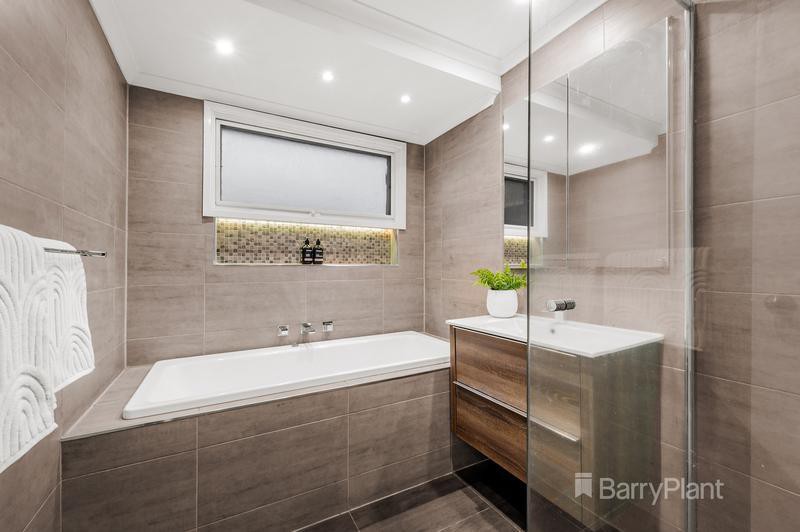 3 Birchfield Crescent, Wantirna, VIC 3152, Wantirna - Thumbnail 7