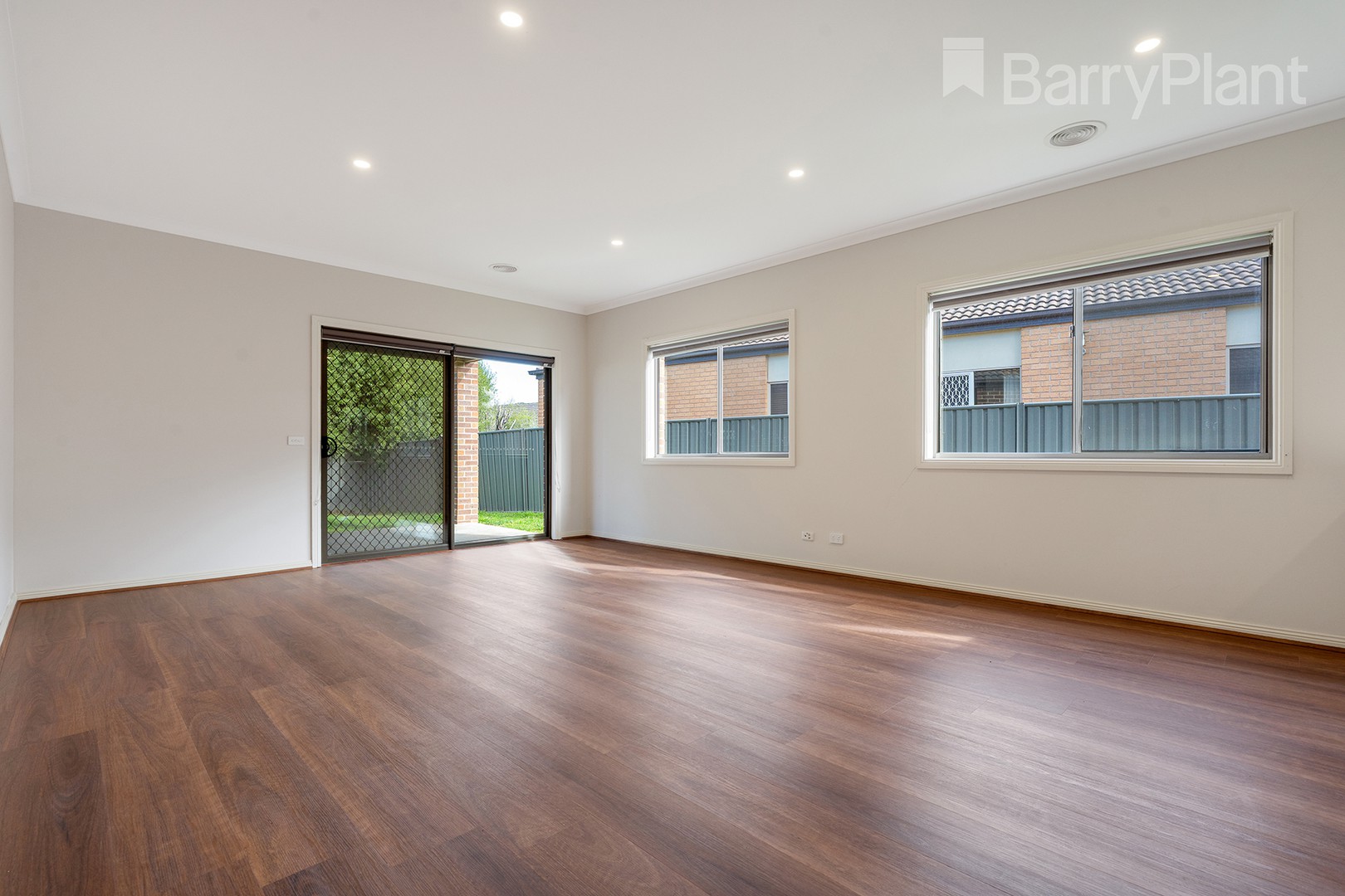 3 Black Range Avenue, Craigieburn, VIC 3064, Craigieburn - Thumbnail 5