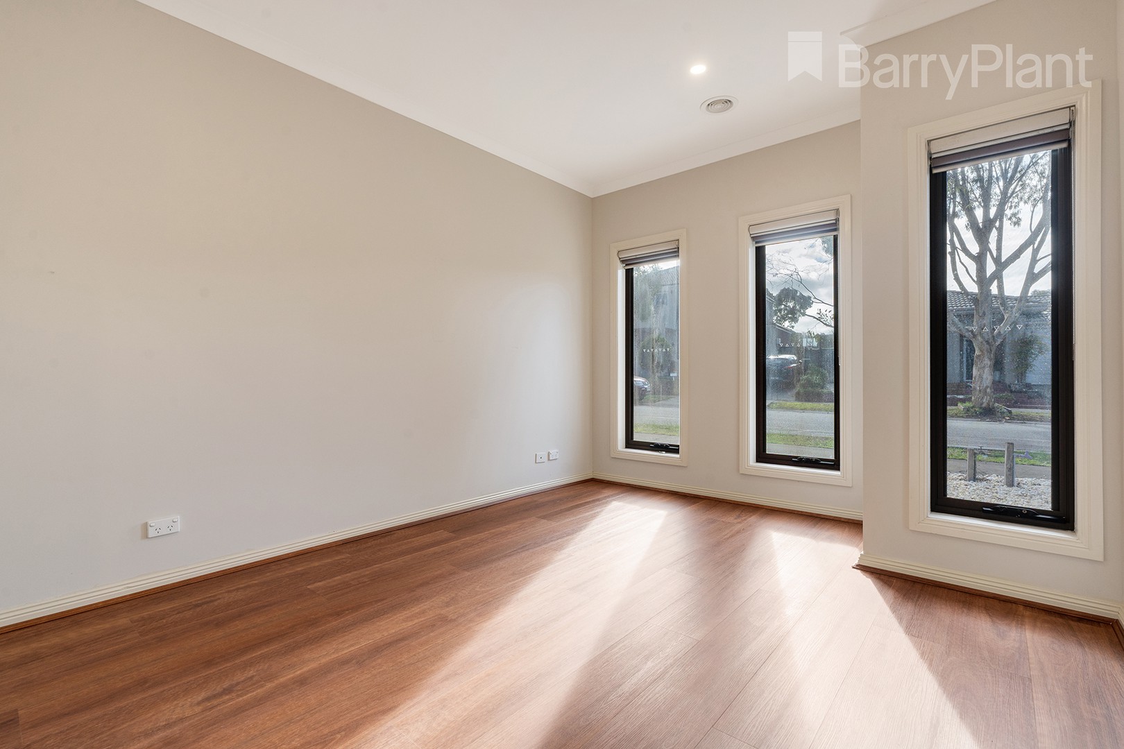 3 Black Range Avenue, Craigieburn, VIC 3064, Craigieburn - Thumbnail 6