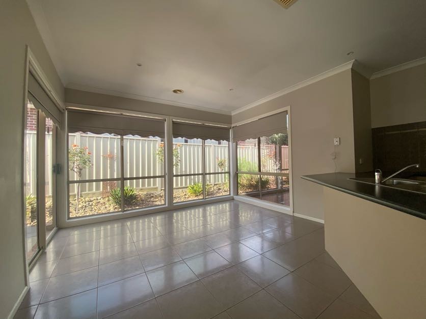 3 Bluebell Place, Reservoir, VIC 3073, Reservoir - Thumbnail 5