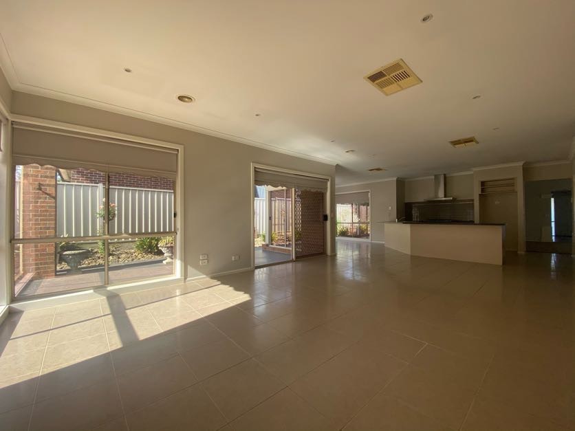 3 Bluebell Place, Reservoir, VIC 3073, Reservoir - Thumbnail 6