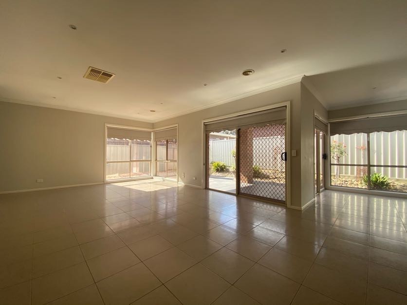 3 Bluebell Place, Reservoir, VIC 3073, Reservoir - Thumbnail 7