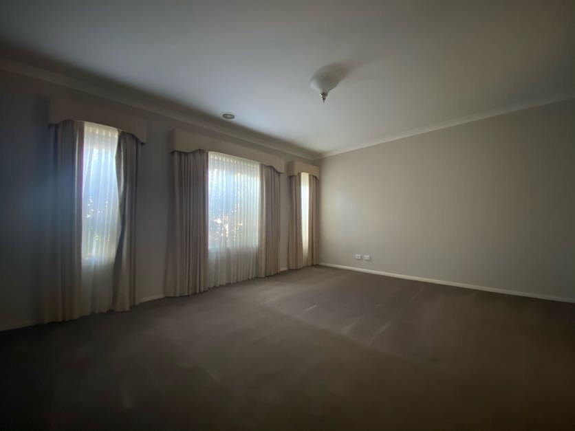 3 Bluebell Place, Reservoir, VIC 3073, Reservoir - Thumbnail 8