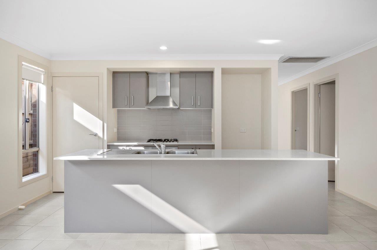 3 Bluemist PlaceDoreen, VIC 3754  - Leased, Doreen - Thumbnail 2