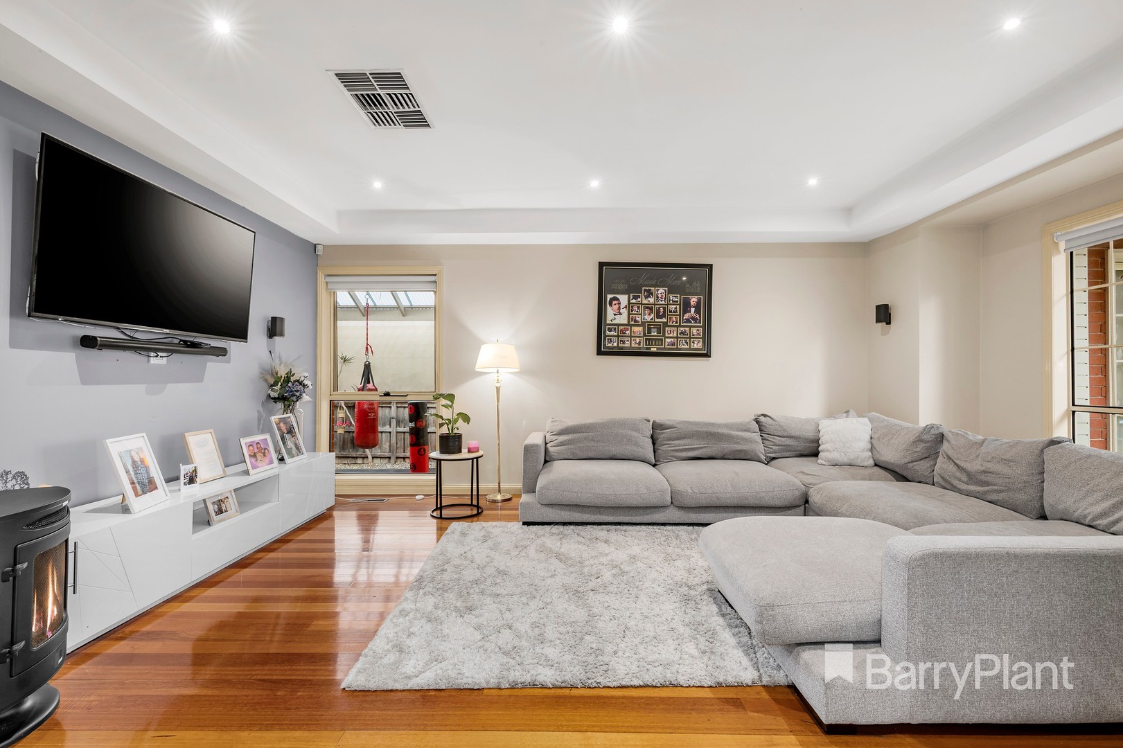 3 Boyd Place, Mill Park, VIC 3082, Mill Park - Thumbnail 2