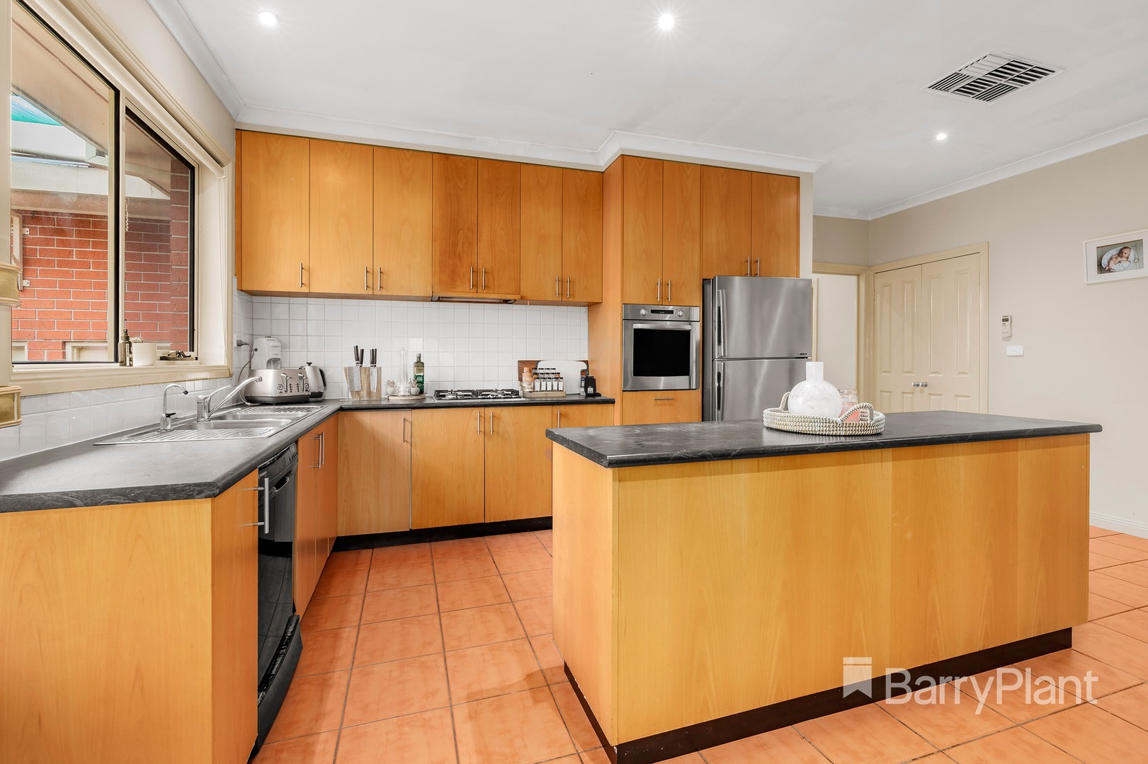 3 Boyd Place, Mill Park, VIC 3082, Mill Park - Thumbnail 4