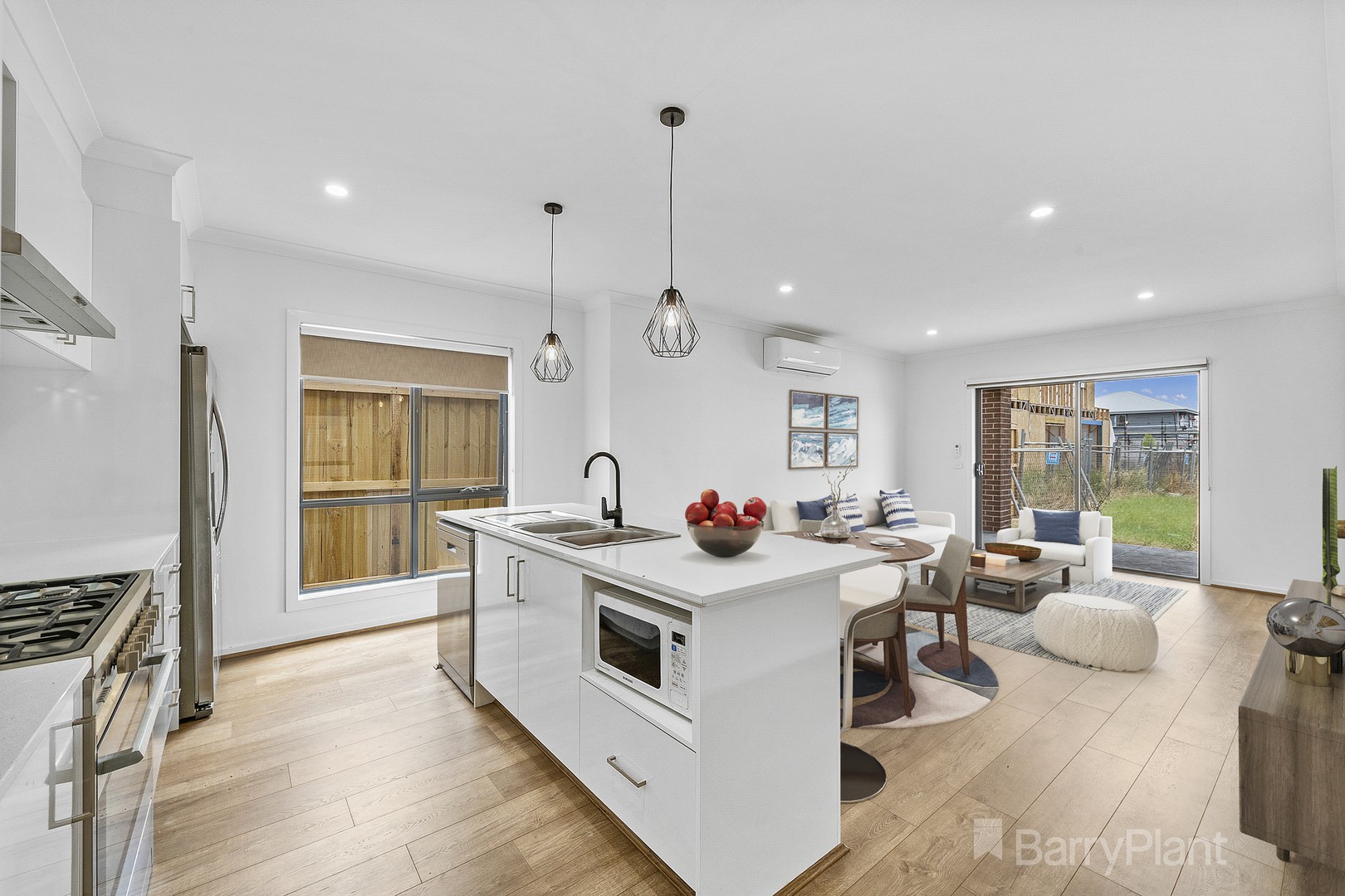 3 Bray Street, Deanside, VIC 3336, Deanside - Thumbnail 3