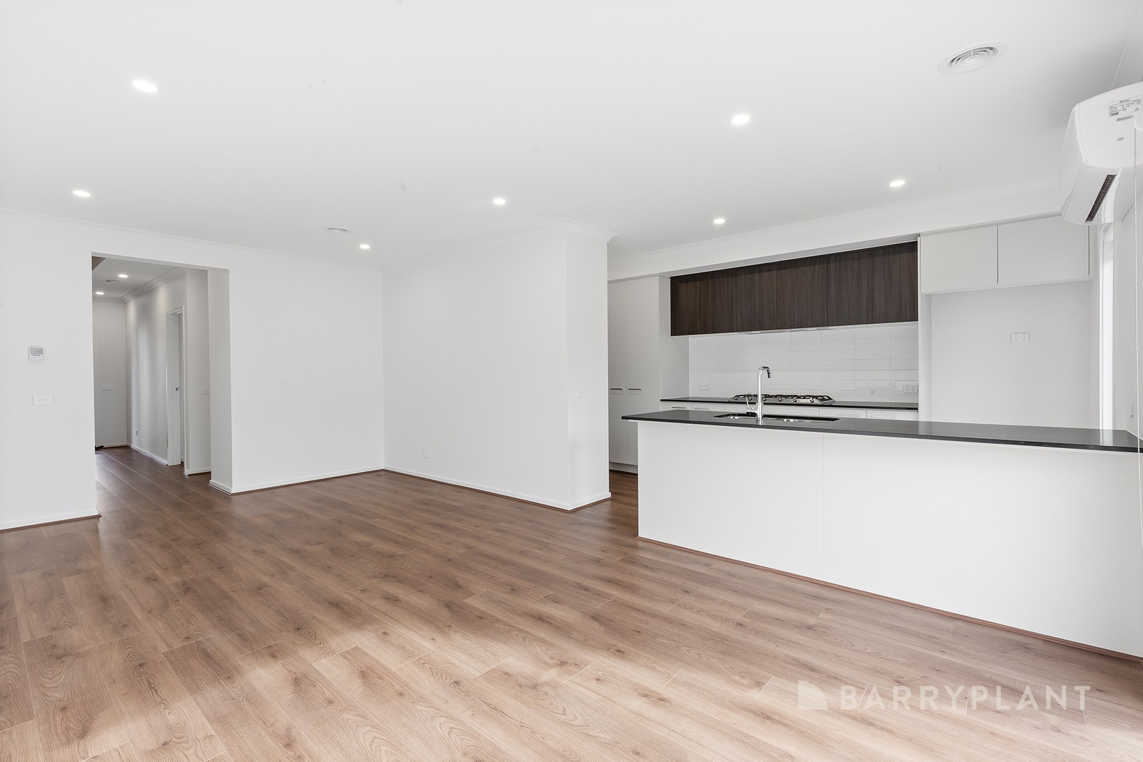 3 Bronze Leaf Walk, Narre Warren South, VIC 3805, Narre Warren South - Thumbnail 3