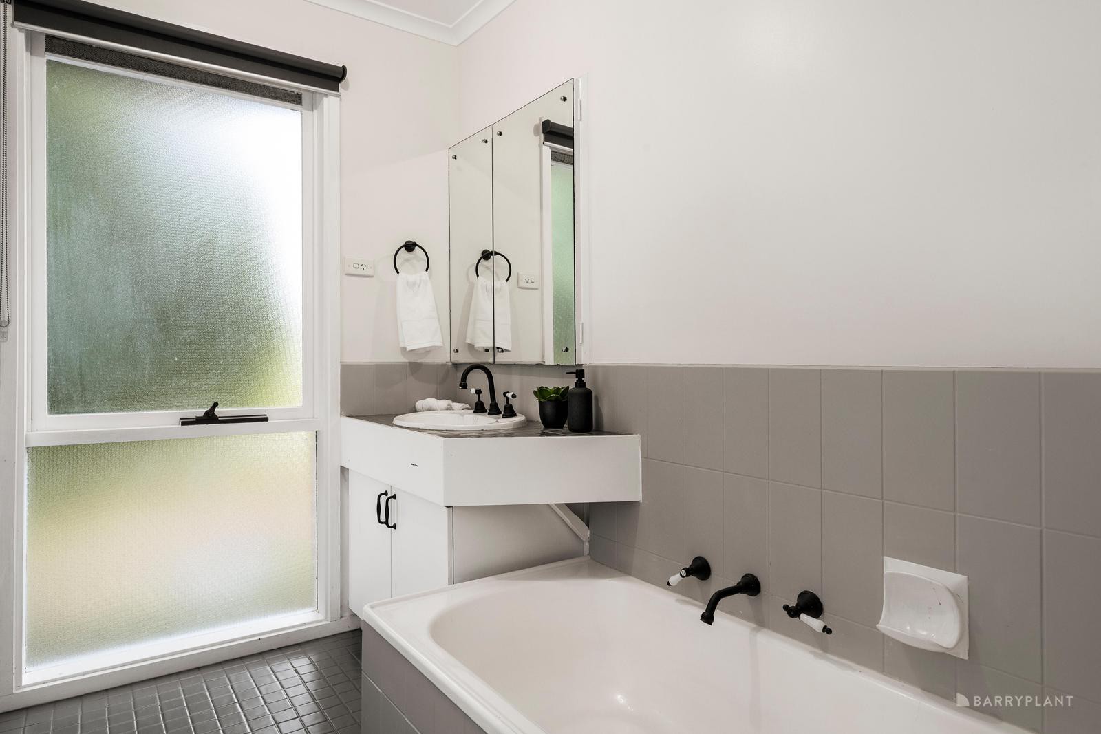 3 Brooke Court, Eltham, VIC 3095, Eltham - Thumbnail 8