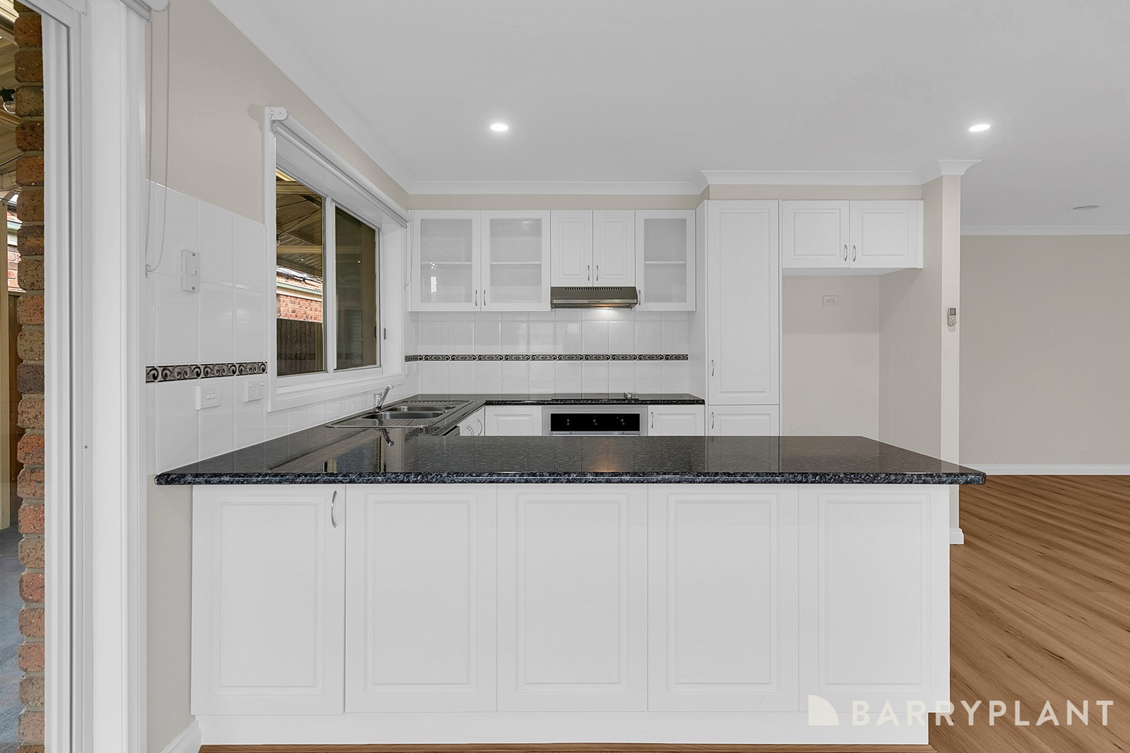 3 Buttress Crescent, South Morang, VIC 3752, South Morang - Thumbnail 3