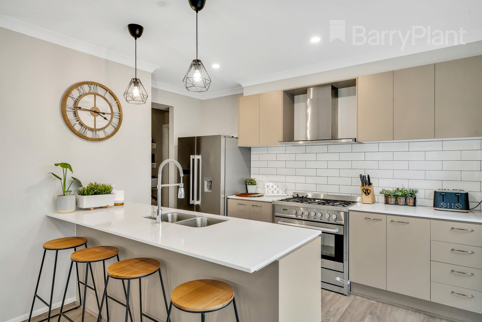 3 Caddington Lane, Mickleham, VIC 3064, Mickleham - Thumbnail 3