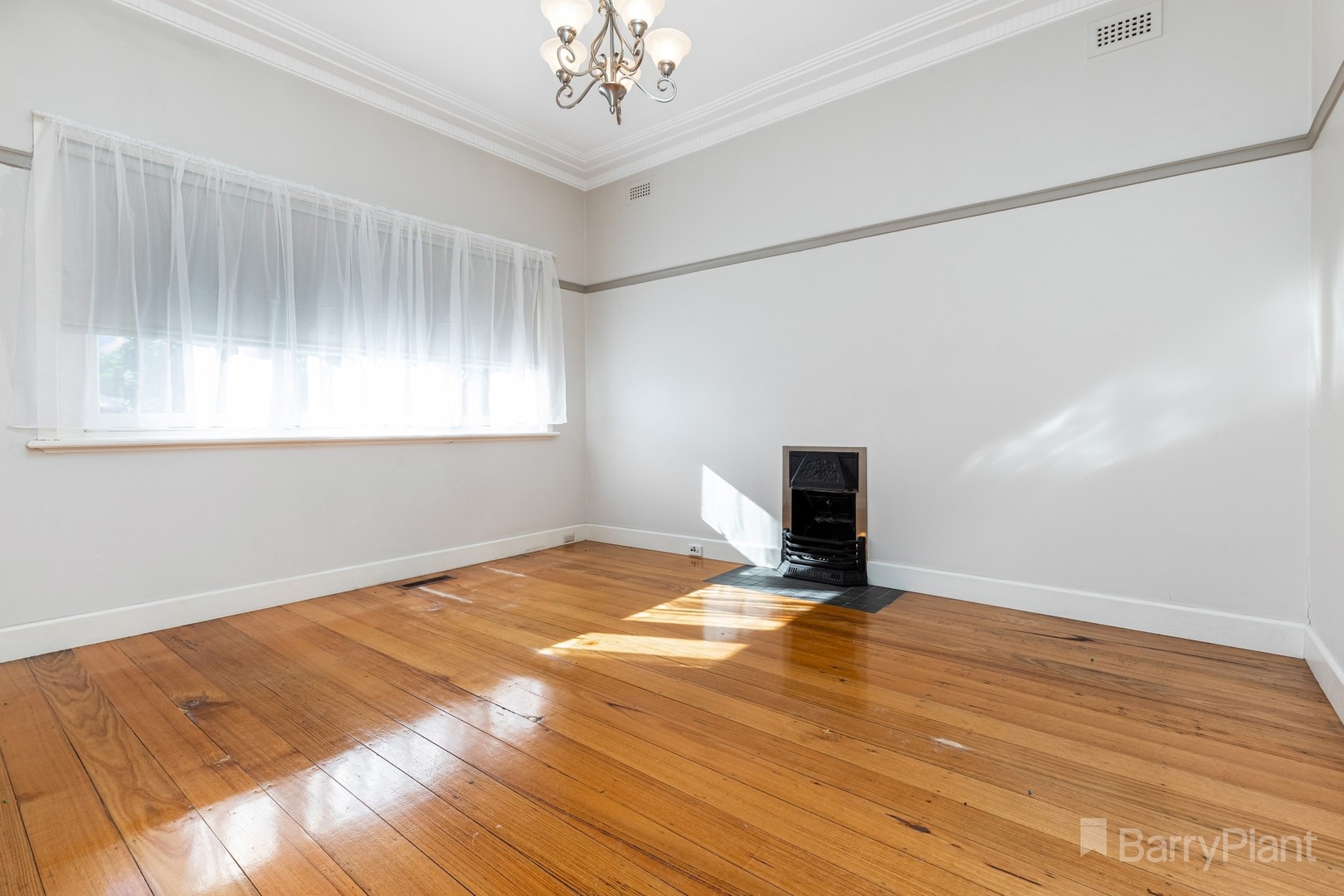 3 Caledonia StreetNorth Bendigo, VIC 3550  - Leased, North Bendigo - Thumbnail 3