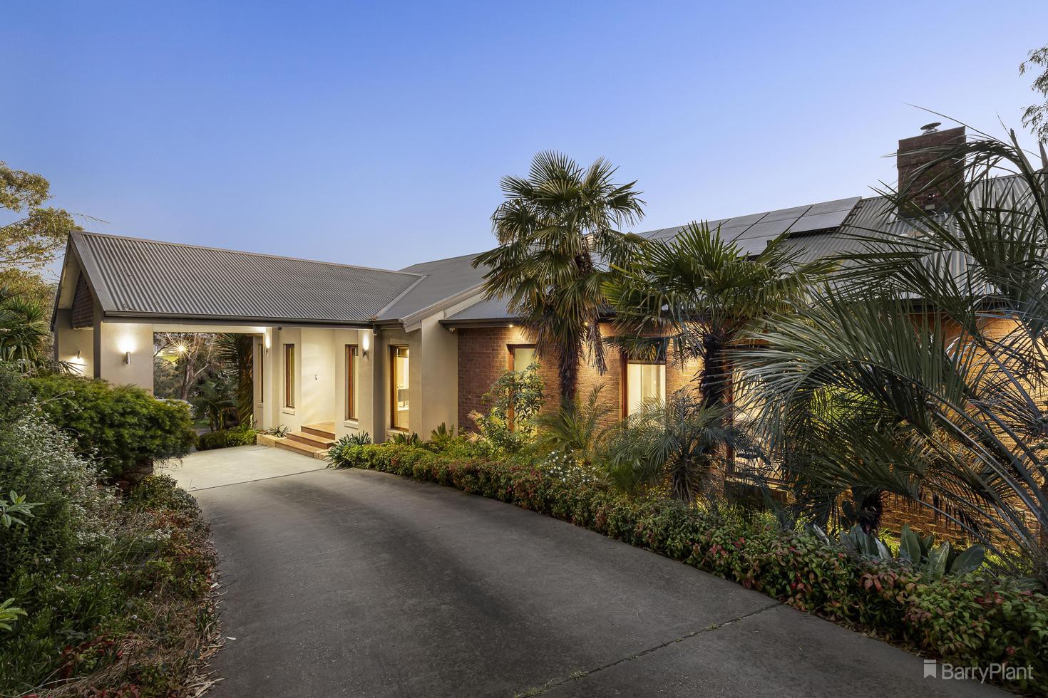 3 Carel Court, Park Orchards, VIC 3114 - Thumbnail 2 - 11/08/2023