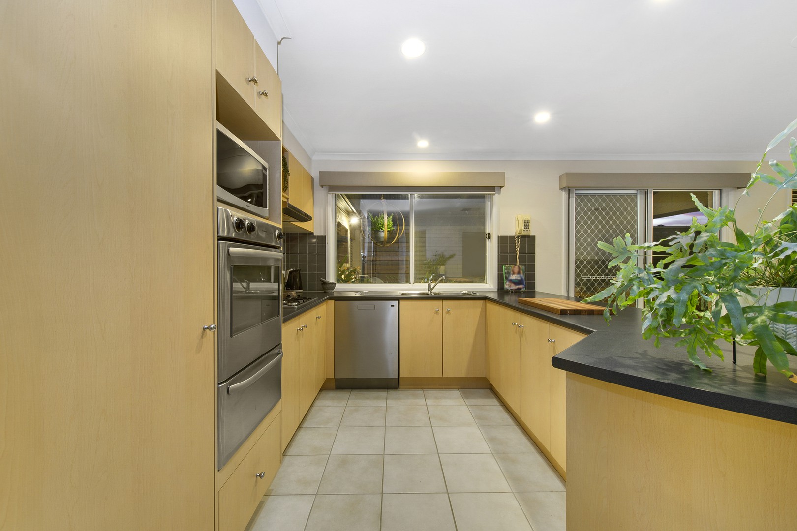 3 Champagne Way, Hillside, VIC 3037, Hillside - Thumbnail 4